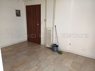 Διαμέρισμα 50 τ.μ. για πώληση, Πειραιάς, Καστέλλα-thumb-1