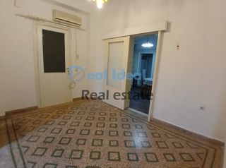 Διαμέρισμα 88 τ.μ. για πώληση, Πειραιάς, Αγία Σοφία-thumb-1