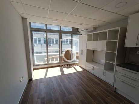Studio 25sqm for sale-Vardaris