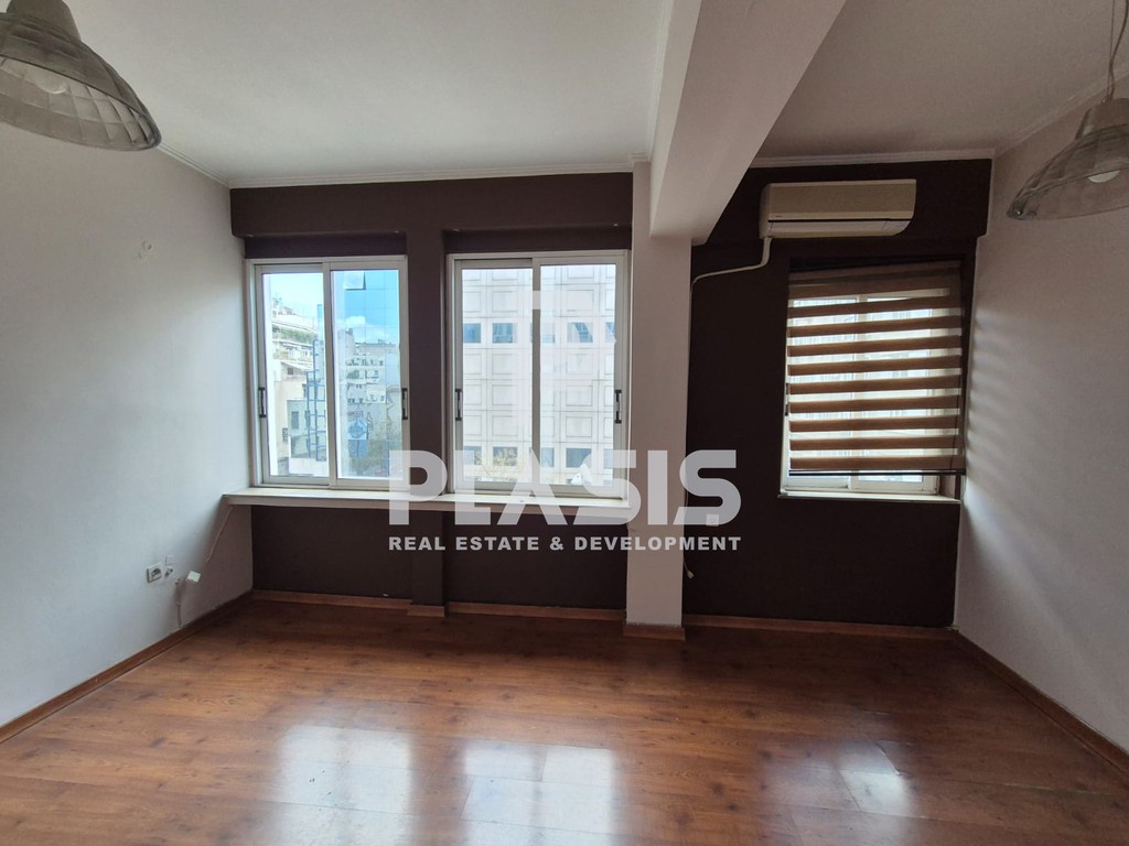 Γραφείο 45 τ.μ. προς πώληση, Πλατεία Κάνιγγος