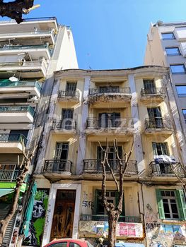 Business bulding 760sqm for sale-Center