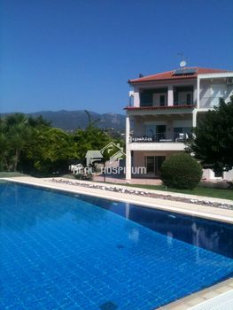 Detached home 330sqm for sale-Kalamata » Fares