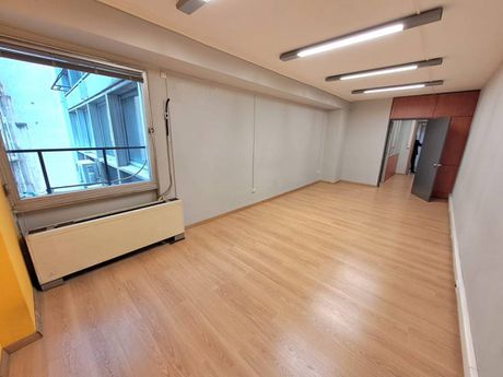 Office 48sqm for rent-Kentro » Palia Vouli