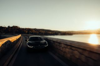 Bmw i8 2016-thumb-18