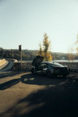 Bmw i8 2016-thumb-7