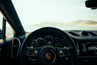 Porsche Cayenne 2021 COUPE TURBO S-thumb-7