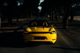 Porsche Boxster 2016 S 718-thumb-16
