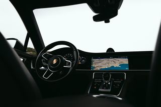 Porsche Panamera 2018 E-Hybrid-thumb-10