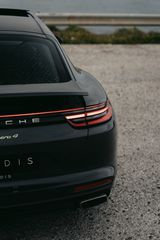 Porsche Panamera 2018 E-Hybrid-thumb-17