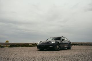 Porsche Panamera 2018 E-Hybrid-thumb-12
