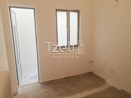 Warehouse 11sqm for sale-Patra » Patra Centre