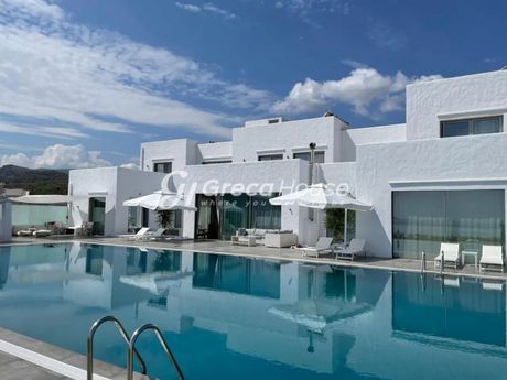Villa 740sqm for sale-Saronikos » Kato Almiri