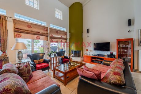 Maisonette 180sqm for sale-Drapetsona