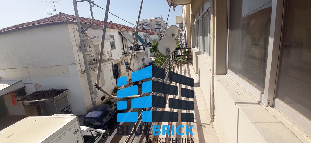 Κτίριο 387 τ.μ. προς πώληση, Καμίνια