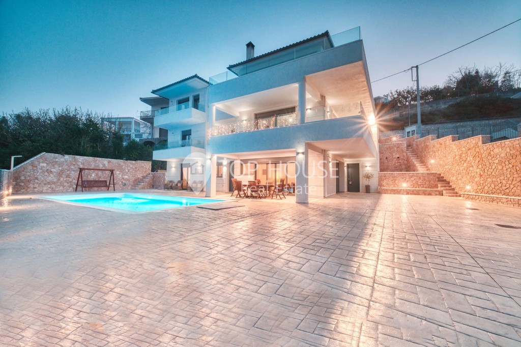 Βίλλα 500 τ.μ. πρός πώληση, Αττική - Υπόλοιπο, Κάλαμος