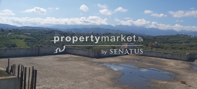 Συγκρότημα διαμερισμάτων 1.000 τ.μ. προς πώληση, Σταλός