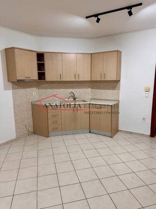 Studio 35 sqm for rent, Thessaloniki - Center, Xirokrini