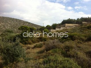 Οικόπεδο 890 τ.μ. πρός πώληση
