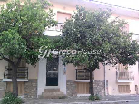 Building 375sqm for sale-Marousi » Center