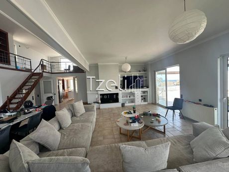 Apartment 197sqm for sale-Patra » Aroi