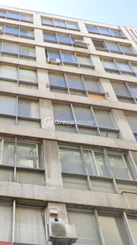 Business bulding 2.000sqm for sale-Kentro » Plateia Vathis