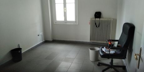 Office 110sqm for rent-Center