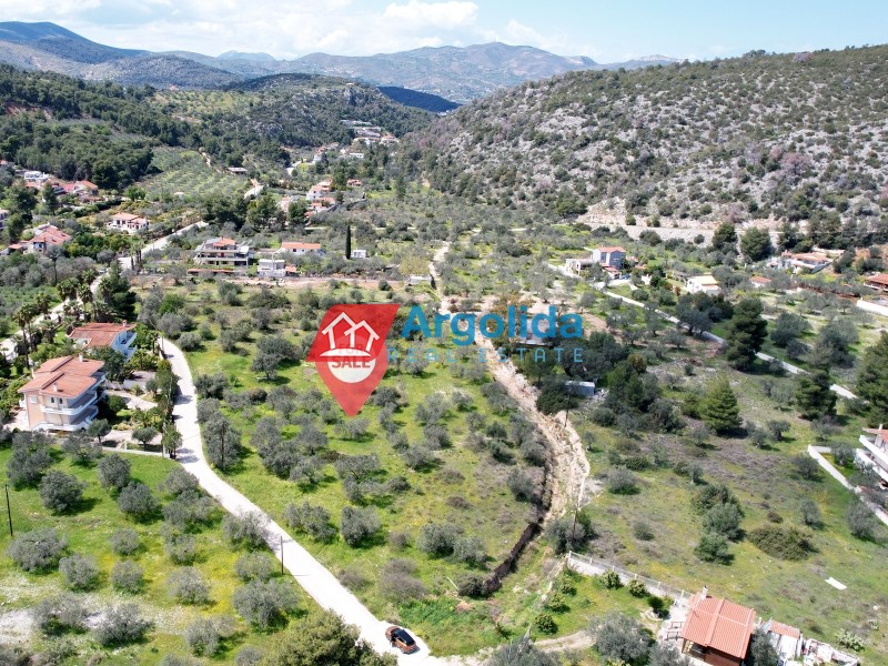 Αγροτεμάχια 1.660 τ.μ. προς πώληση, Κατάκαλη Σαρωνικού