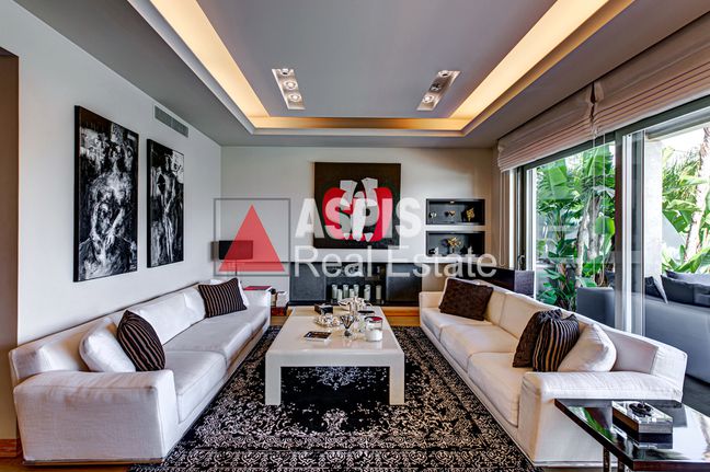 Villa 500 sqm for sale, Athens - South, Vari - Varkiza