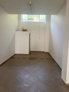 Store 50sqm for rent-Chania » Center