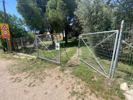 Land plot 1.072sqm for sale-Anthoisa