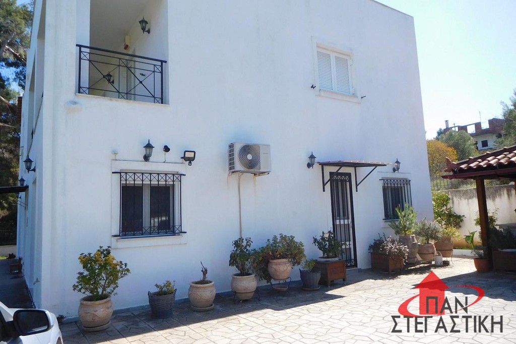 Detached home 244 sqm for sale, Evia, Avlida