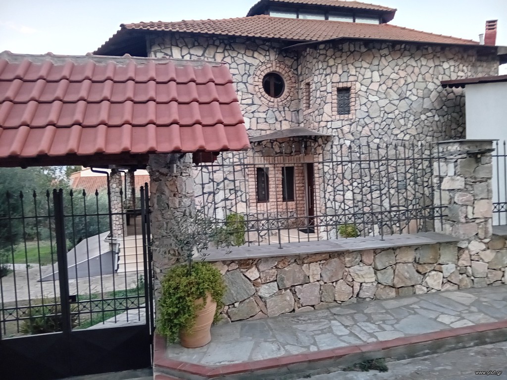 Βίλλα 450 τ.μ. πρός πώληση, Θεσσαλονίκη - Περιφ/Κοί Δήμοι, Θέρμη