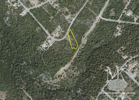 Land plot 2.120sqm for sale-Afidnes » Agia Triada