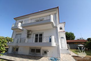 Μονοκατοικία 270 τ.μ. για πώληση