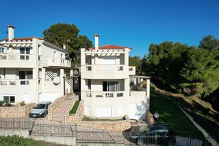 Μεζονέτα 210 τ.μ. για πώληση