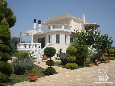 Μεζονέτα 300 τ.μ. για πώληση