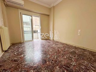 Studio / γκαρσονιέρα 30 τ.μ. για πώληση, Αχαΐα, Πάτρα-thumb-1
