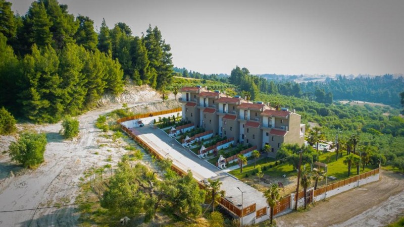 Συγκρότημα διαμερισμάτων 660 τ.μ. πρός πώληση, Χαλκιδική, Κασσάνδρα