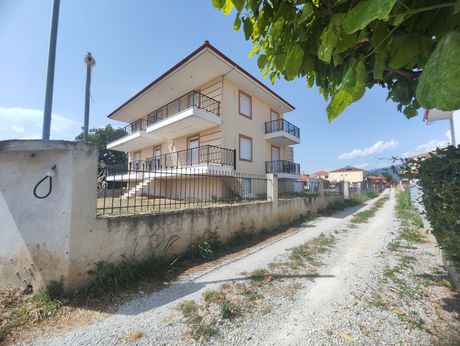 Συγκρότημα διαμερισμάτων 360τ.μ. για πώληση-Ορφανό » Παραλία οφρυνίου