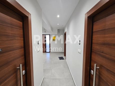 Apartment complex 480sqm for sale-Martiou