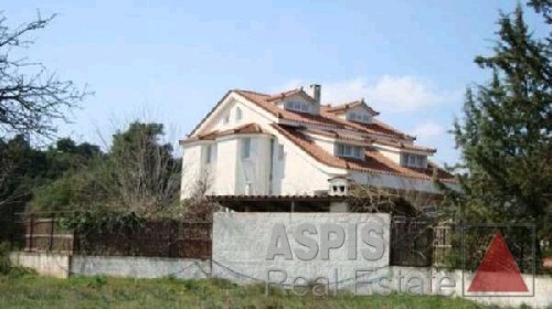 Μονοκατοικία 560 τ.μ. προς πώληση, Πολυδένδρι Αττικής