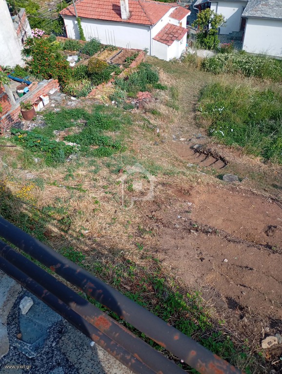 Οικόπεδο 830 τ.μ. πρός πώληση, Μαγνησία, Κεραμίδι