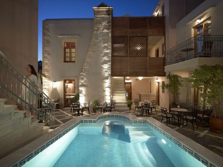 Hotel 700sqm for sale-Rethimno » Fortetza