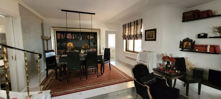 Apartment complex 425 sqm for sale, Athens - North, Dionisos