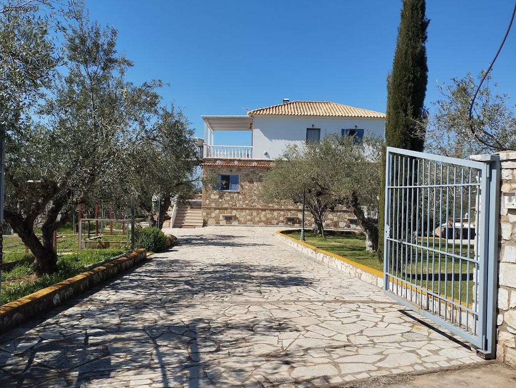 Μονοκατοικία 240 τ.μ. προς πώληση, Ρίκια
