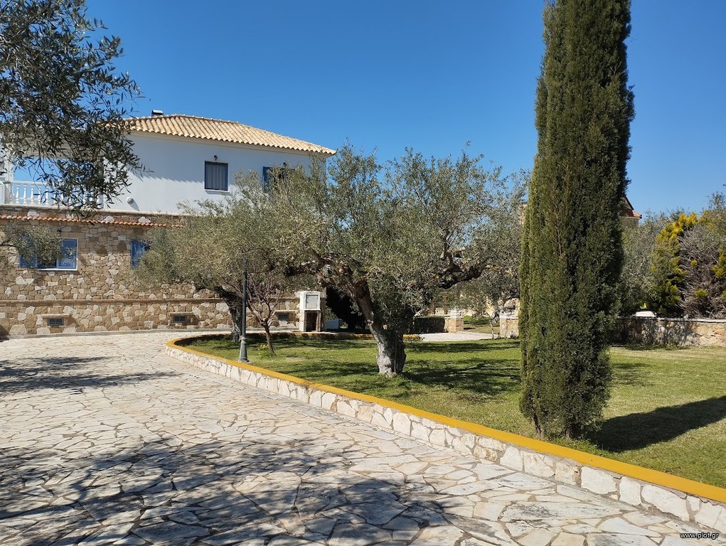 Μονοκατοικία 240 τ.μ. προς πώληση, Ρίκια