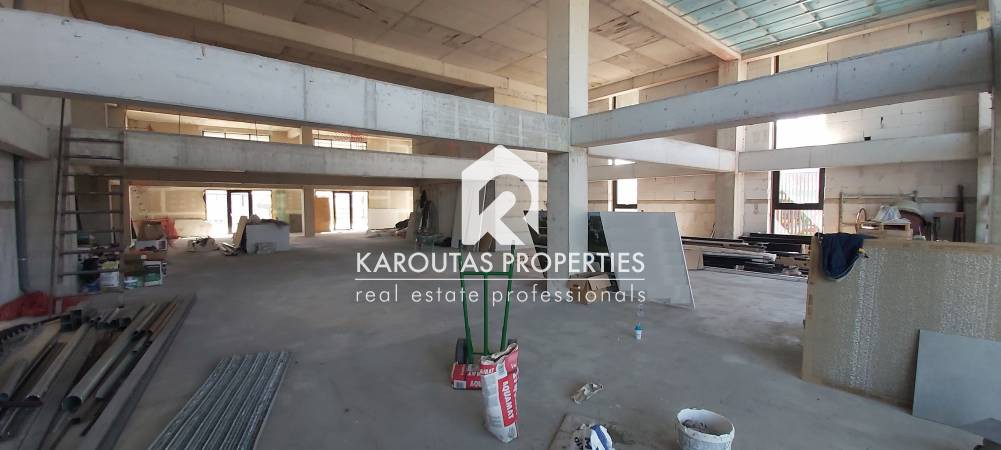 Κατάστημα 800 τ.μ. προς ενοικίαση, Κέντρο Θέρμης
