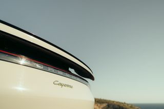 Porsche Cayenne 2020 COUPE-thumb-3