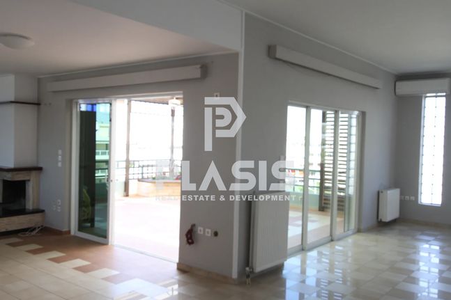 Maisonette 204 sqm for rent, Athens - South, Glyfada