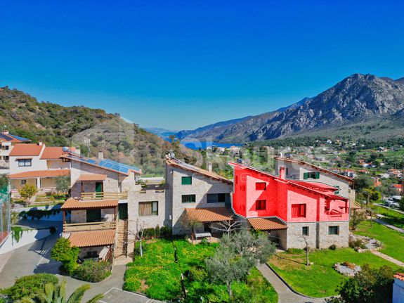 Maisonette 90 sqm for sale, Corinthia, Loutraki-Perachora